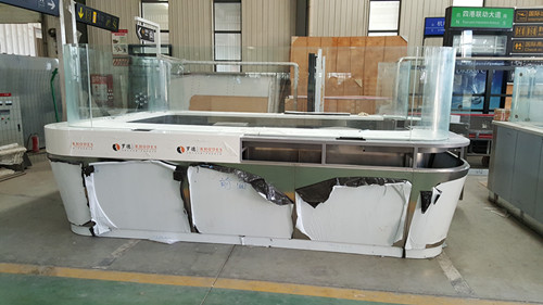 地鐵服務(wù)亭安裝現(xiàn)場(chǎng).jpg 地鐵服務(wù)亭安裝現(xiàn)場(chǎng).jpg