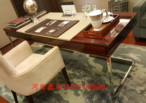 不銹鋼辦公桌.jpg 不銹鋼辦公桌.jpg